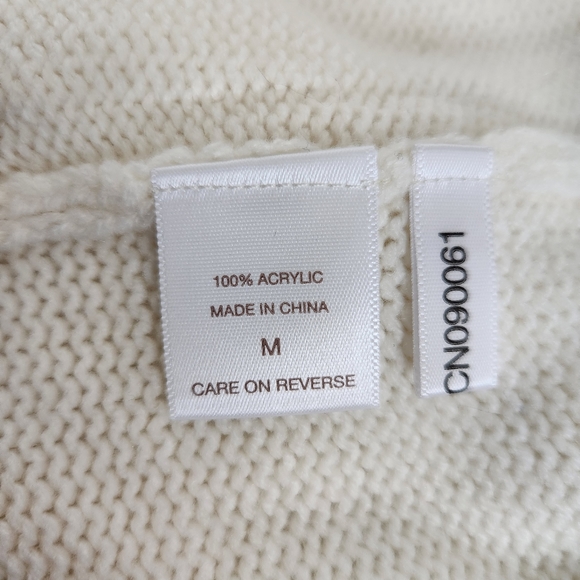 Eva Mendes New York & Co White Knit Sweater with Black Fringe Pom Poms Med - Picture 8 of 11
